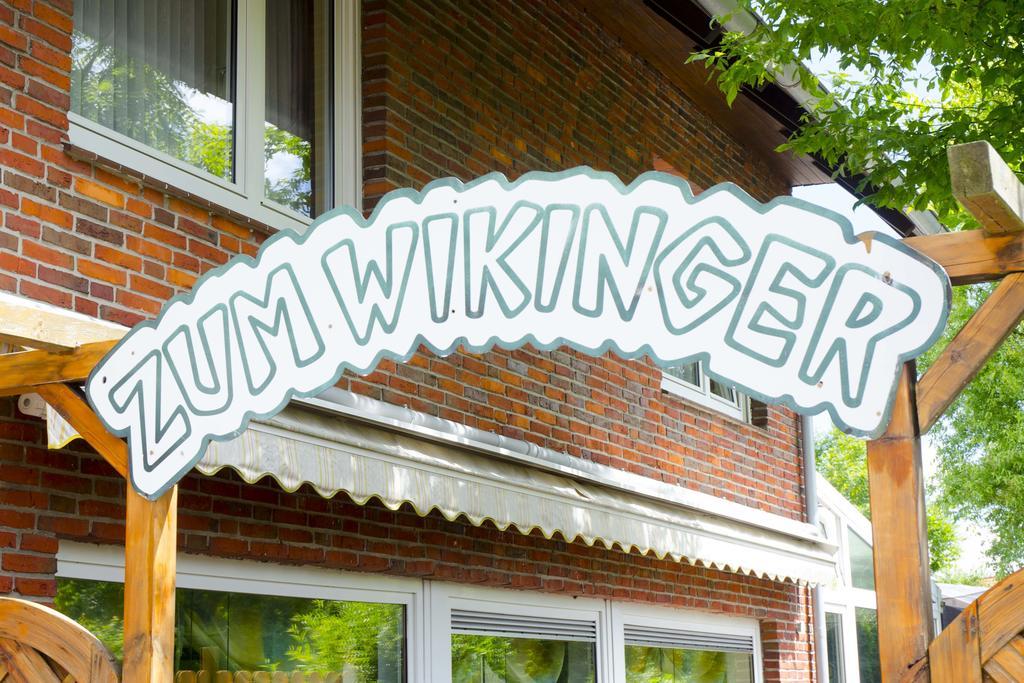 Hotel Zum Wikinger Neßmersiel Exterior foto